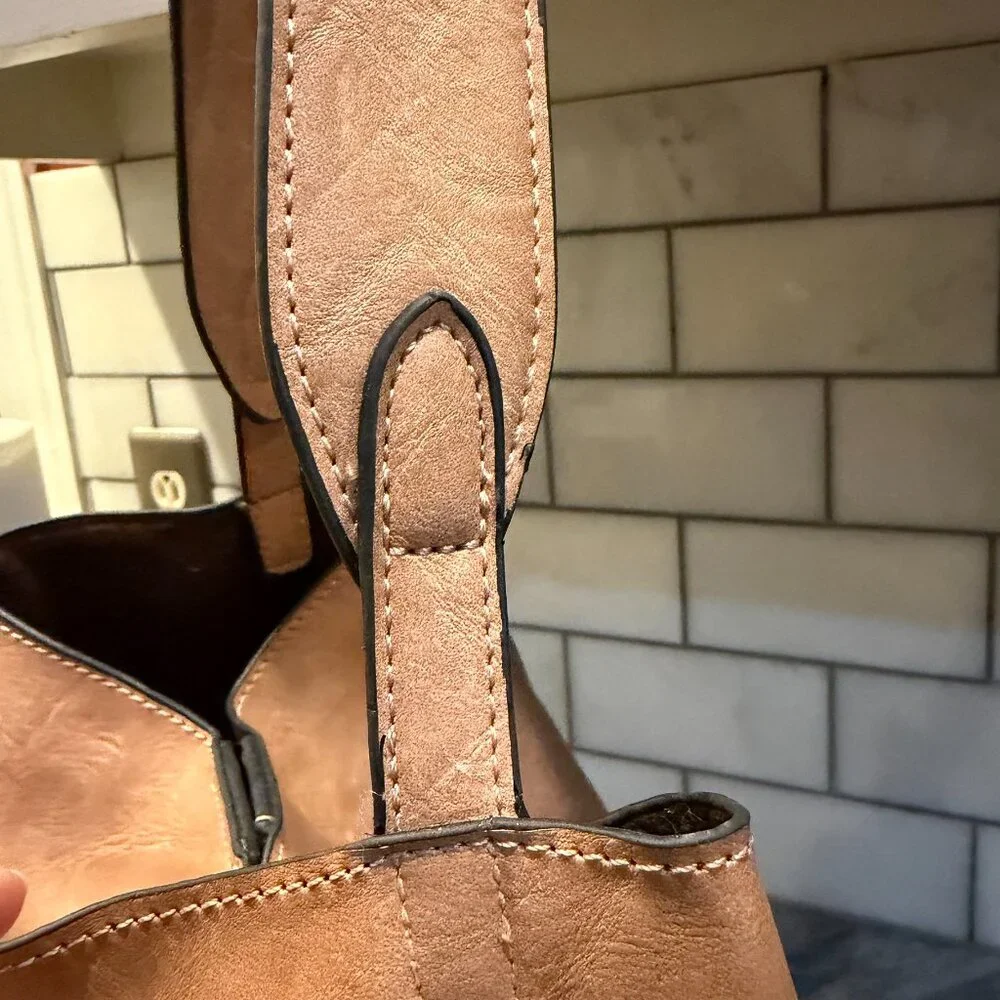 Tan Faux Leather Hobo/Bucket Bag with 3 Exterior Pockets